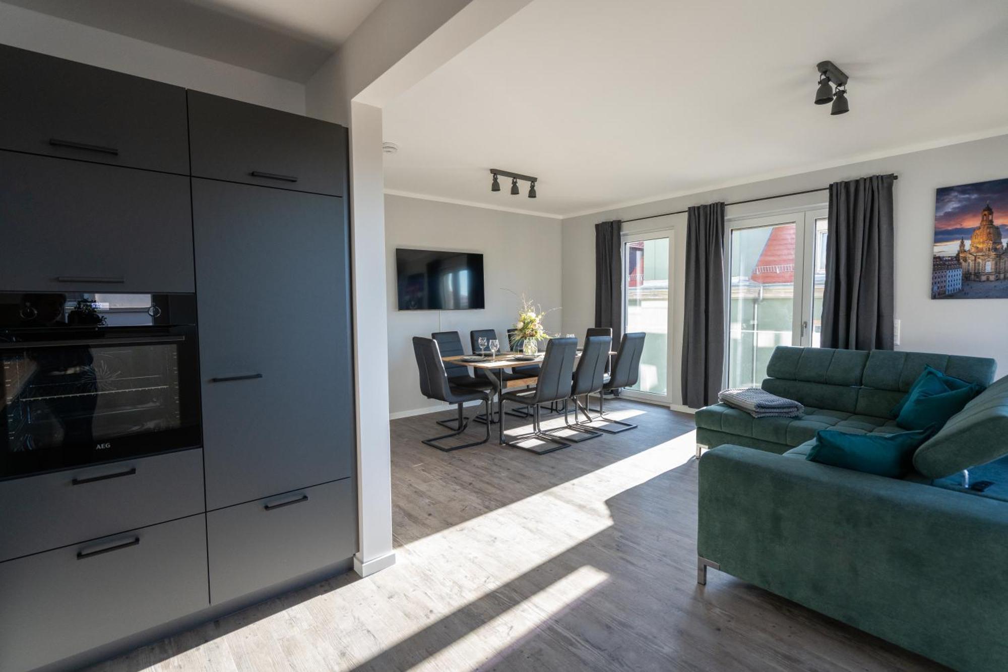Supreme City Dream Mit Terrasse Und Parkplatz - 110M² Dresden Buitenkant foto