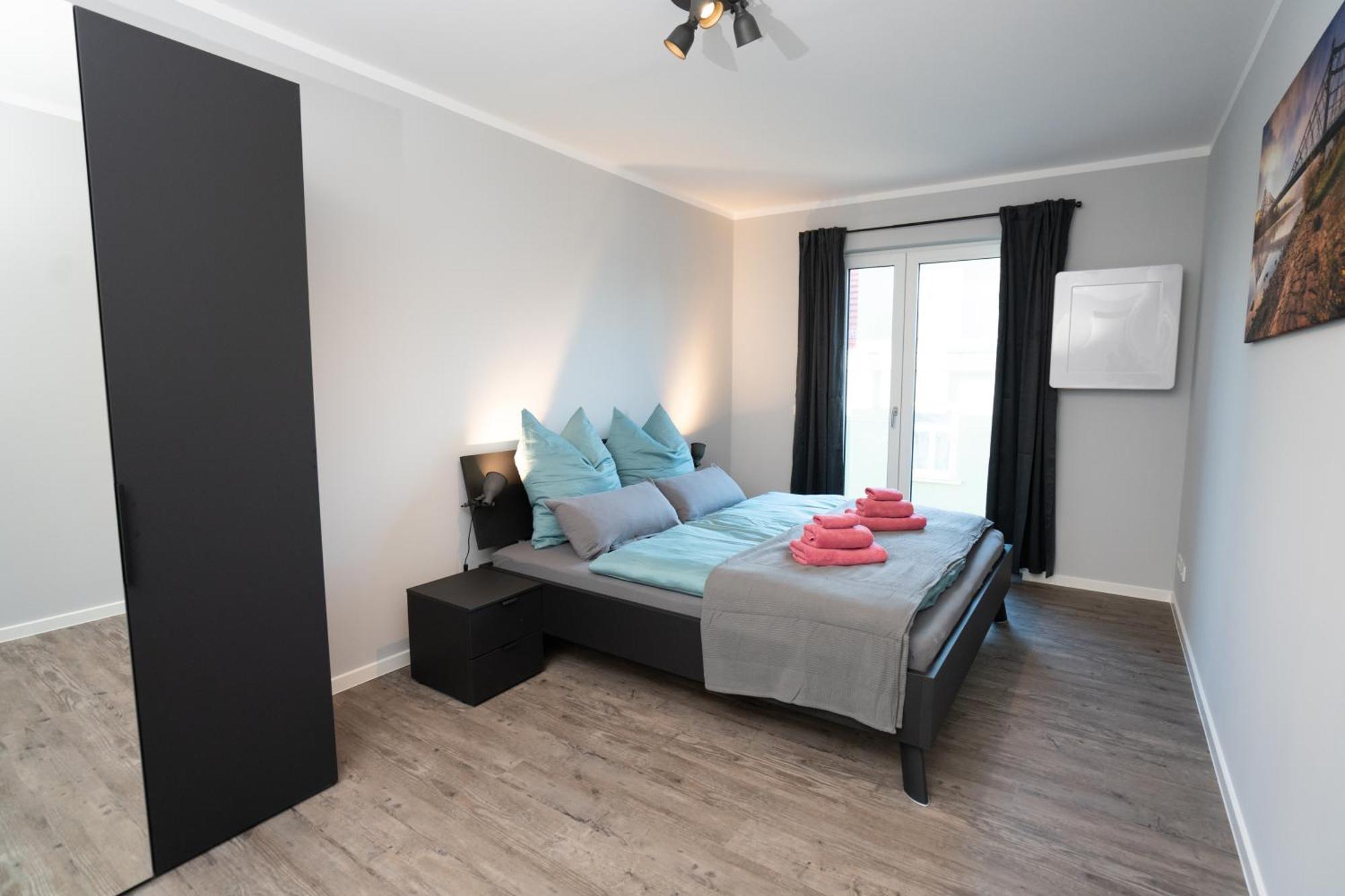 Supreme City Dream Mit Terrasse Und Parkplatz - 110M² Dresden Buitenkant foto