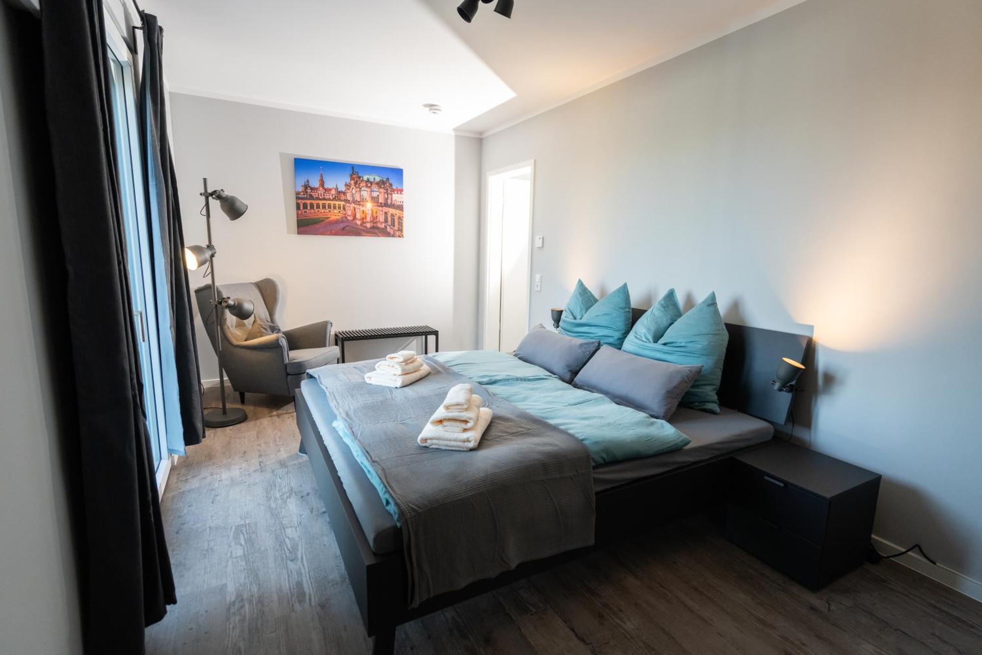 Supreme City Dream Mit Terrasse Und Parkplatz - 110M² Dresden Buitenkant foto